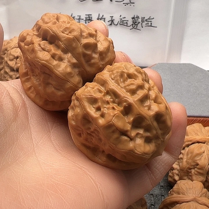 用***6吊坠文玩核桃蛤蟆