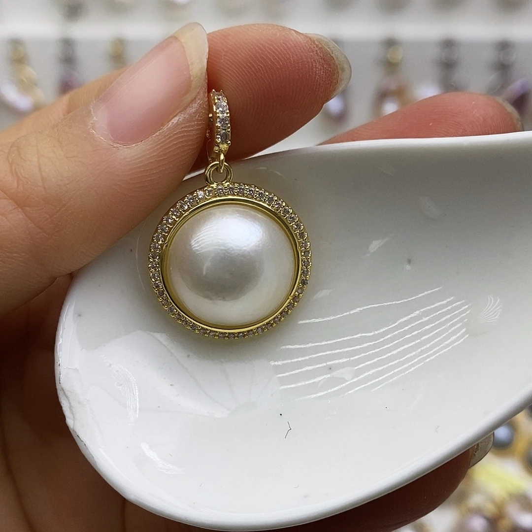 颈饰未镶嵌淡水珍珠