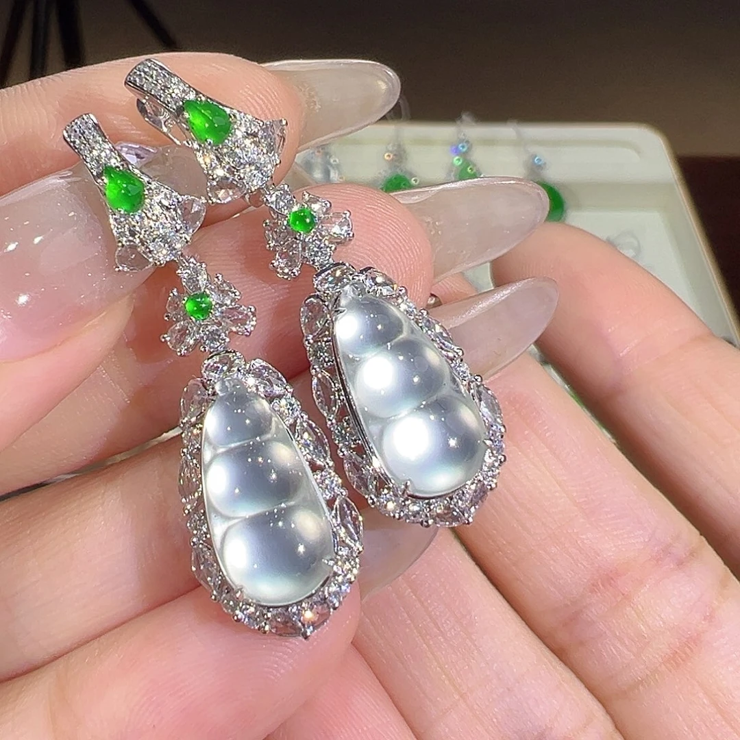 翡翠18K金镶嵌耳环翡翠