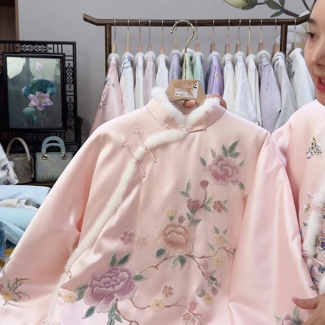 17上新苏绣棉服棉服