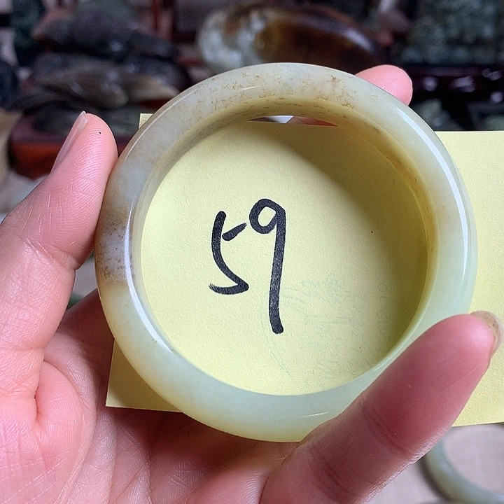 ****紀和田玉（糖玉）未镶嵌颈饰