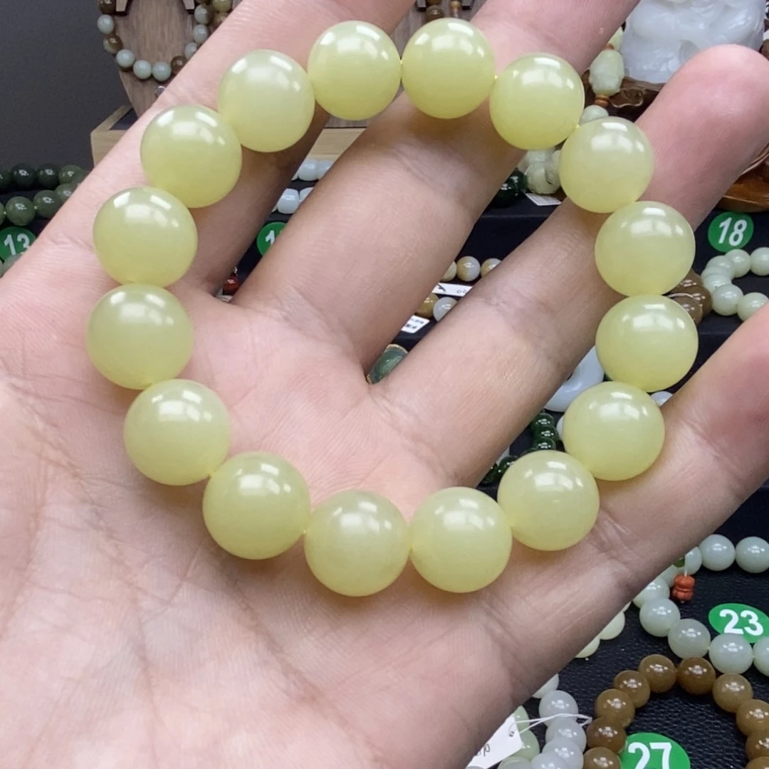 和田玉手链未镶嵌若羌鸡油黄卡12