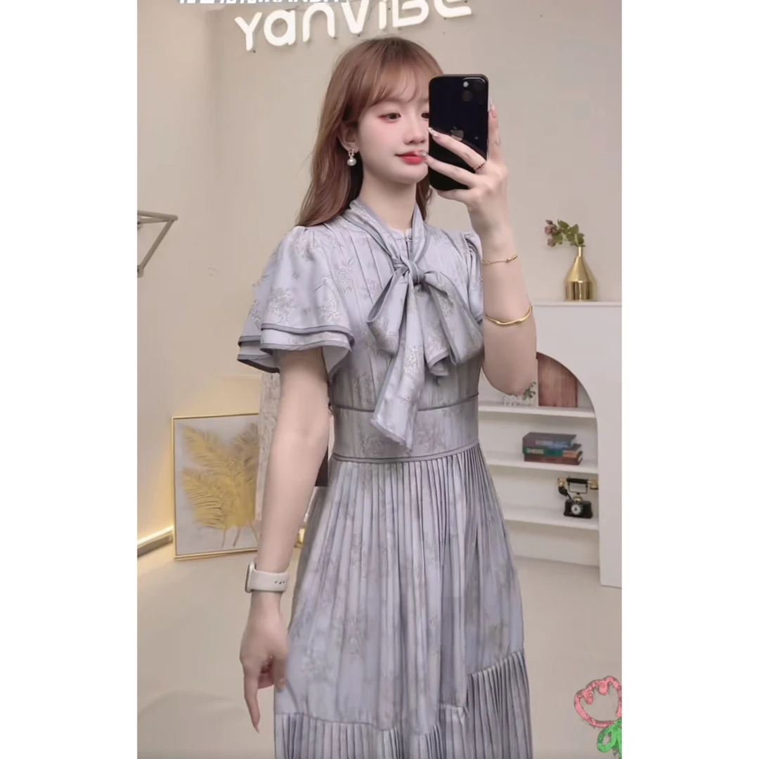 清楚系法式优雅印花百褶连衣裙