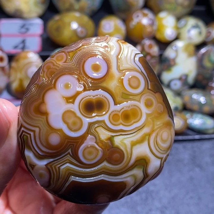 玛瑙/玉髓未镶嵌珠宝奇石71