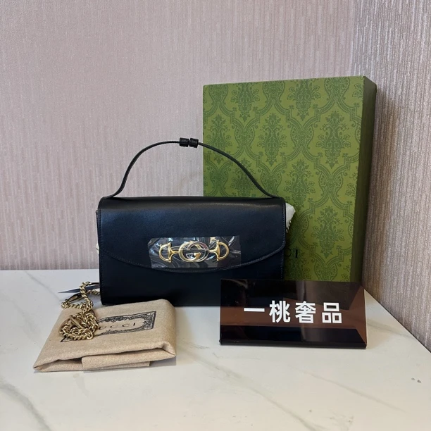 95新 GUCCI/古驰 一桃/古驰 zumi黑色woc斜挎