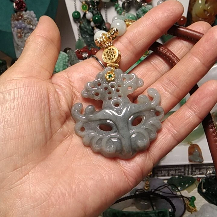 翡翠吊坠(赠链)足银镀金镶嵌