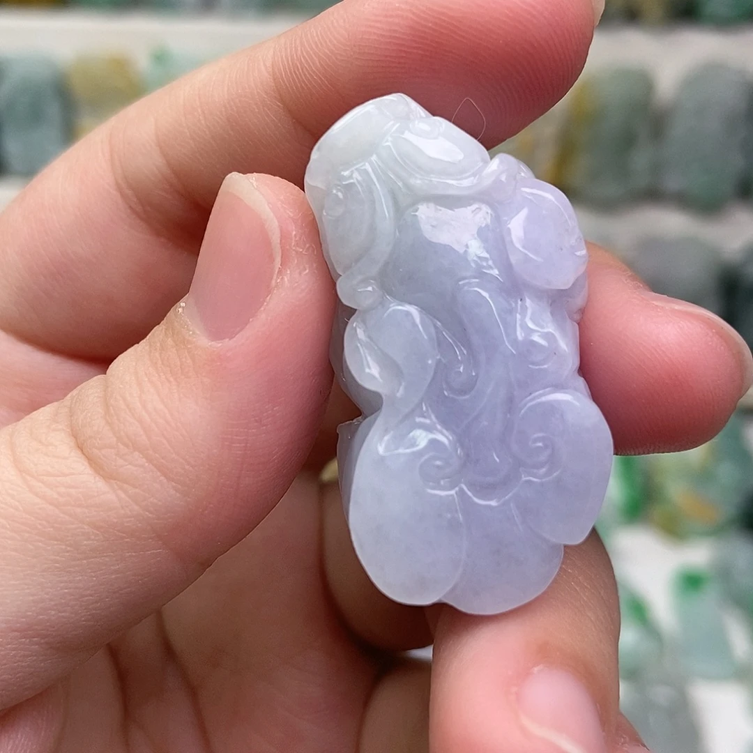 翡翠未镶嵌吊坠(赠链)