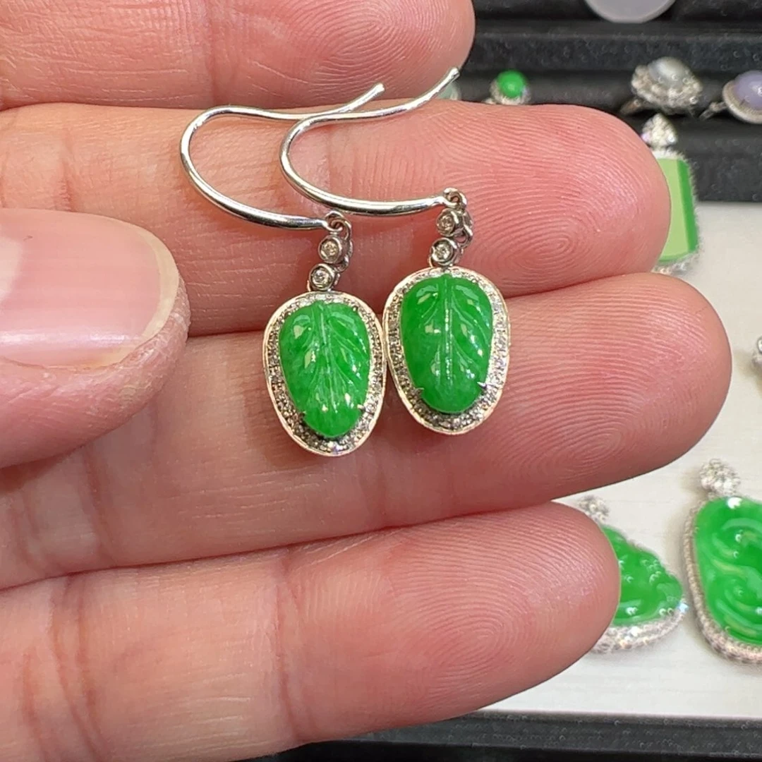 翡翠吊坠(不含链)18K金镶嵌耳饰