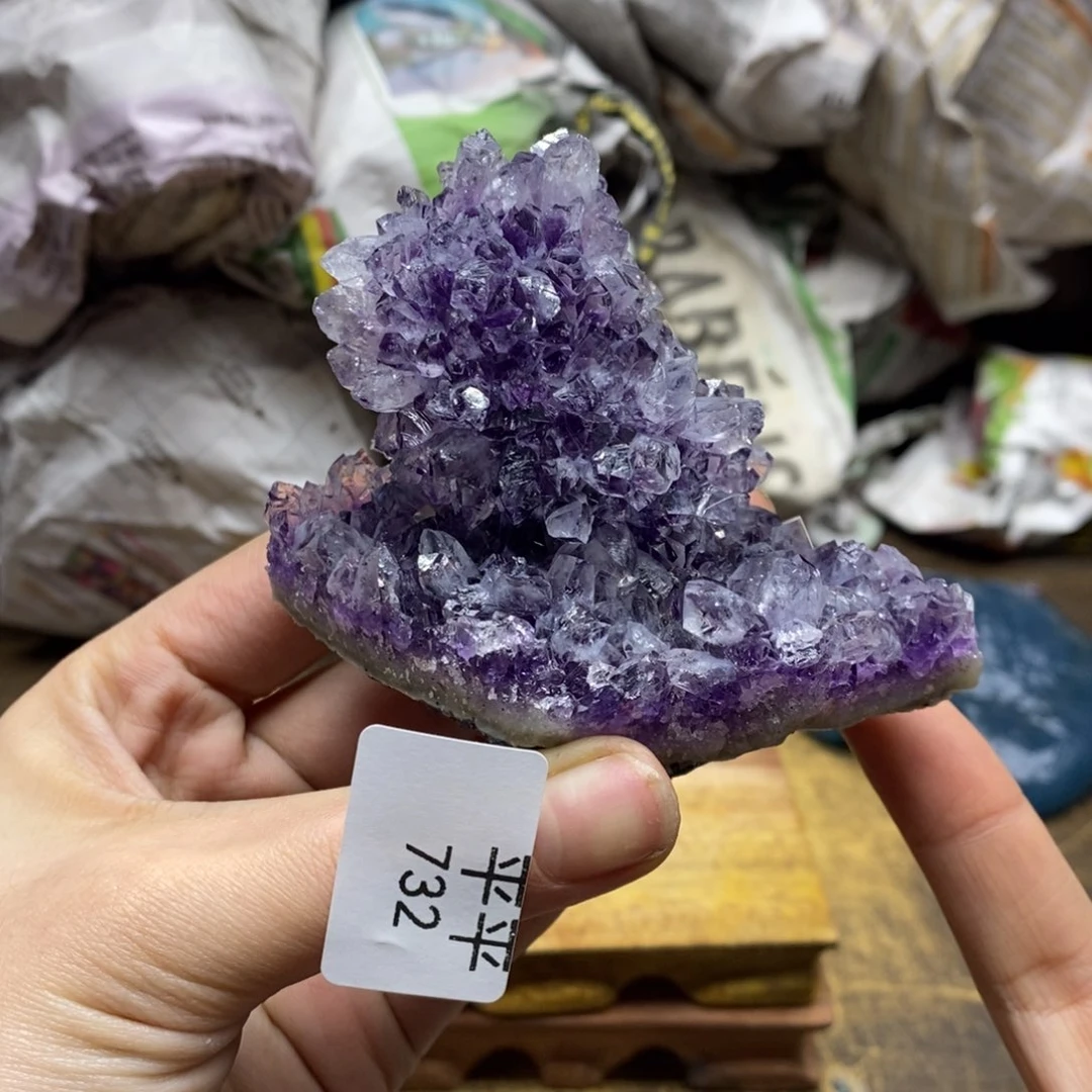 紫晶乌拉圭未镶嵌