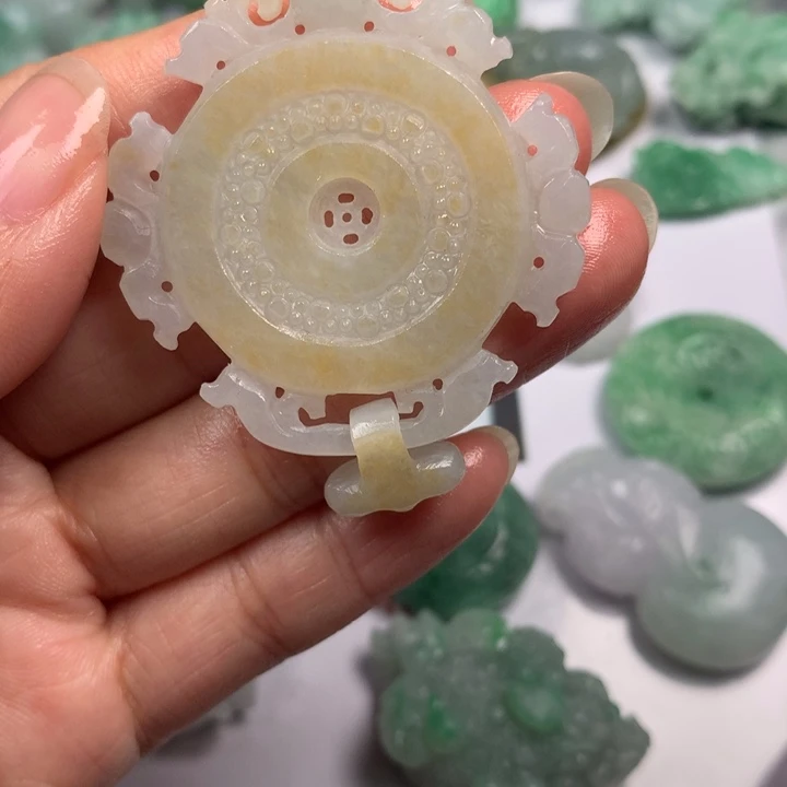 定制翡翠未镶嵌翡翠