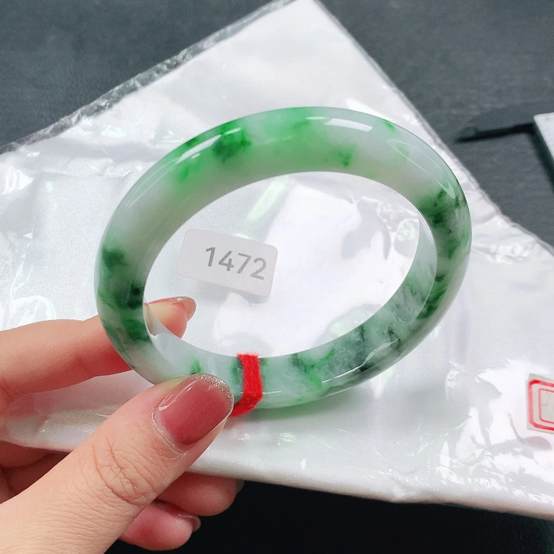 翡翠未镶嵌手镯03