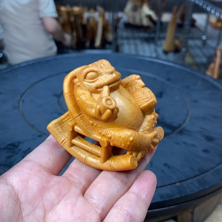 柏木（崖柏）手把件