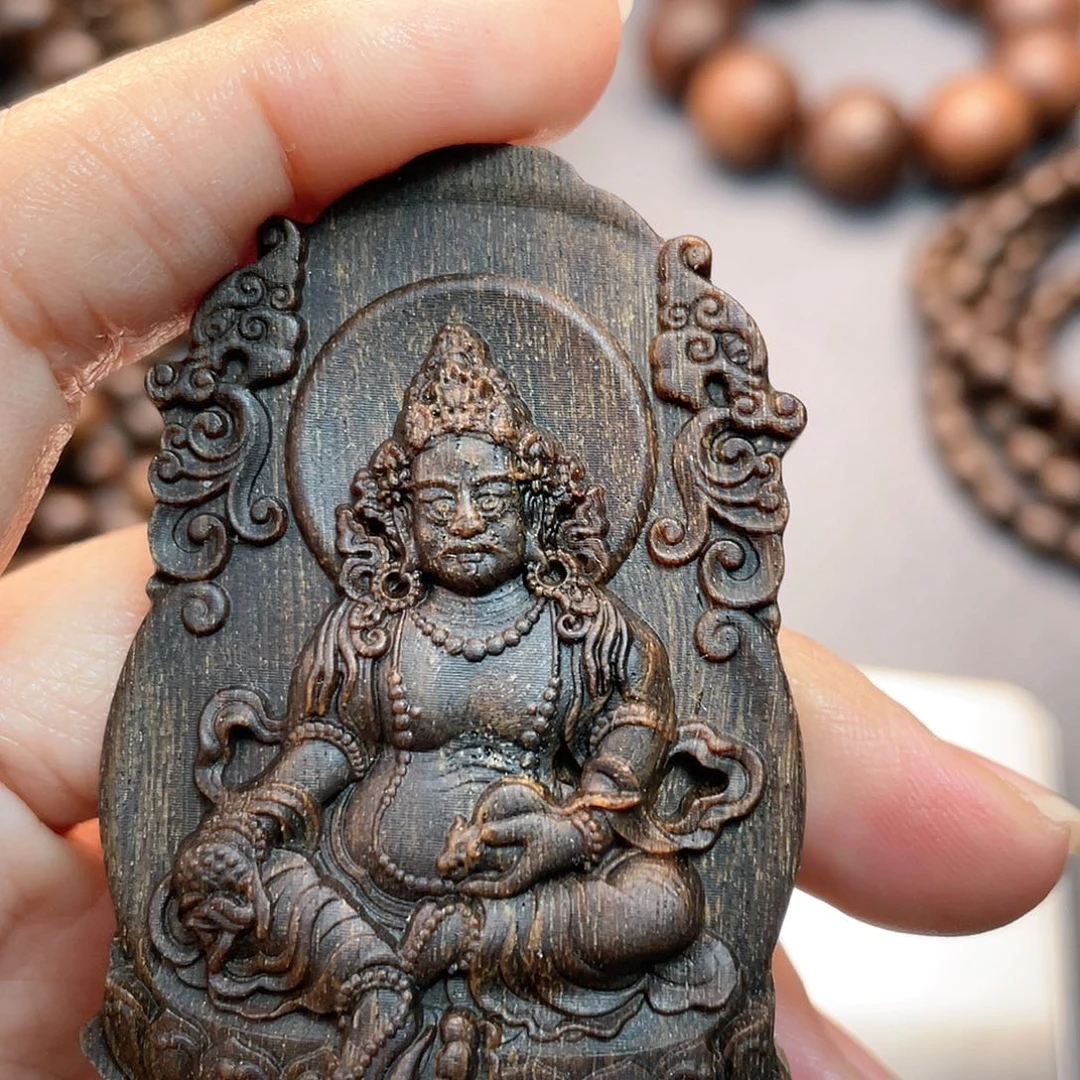 沉香木手串子*芽庄白棋