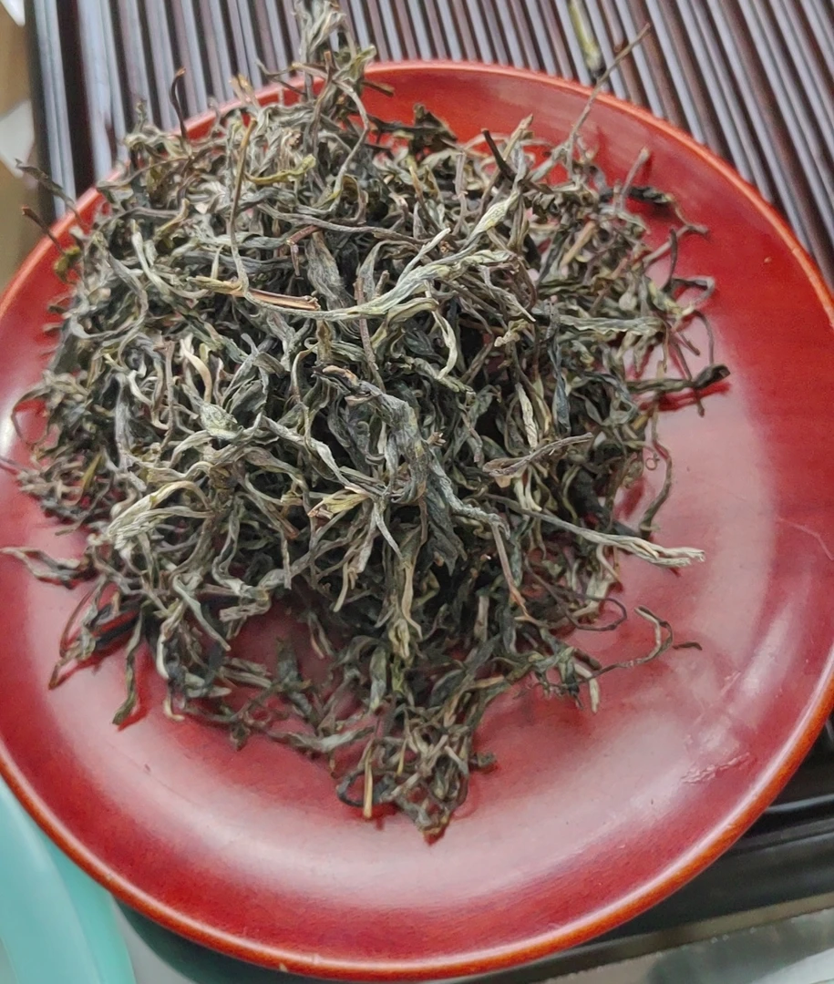 2025年 蛮砖三岔箐古树森林高杆头春散茶  普洱生茶【039】6月13日