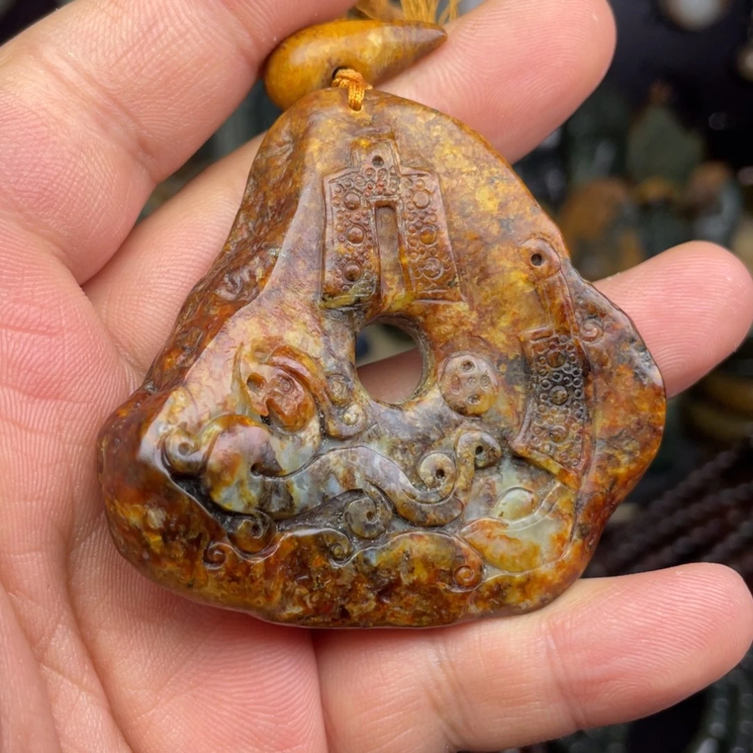 岫岩河磨玉（透闪石质玉）未镶嵌颈饰