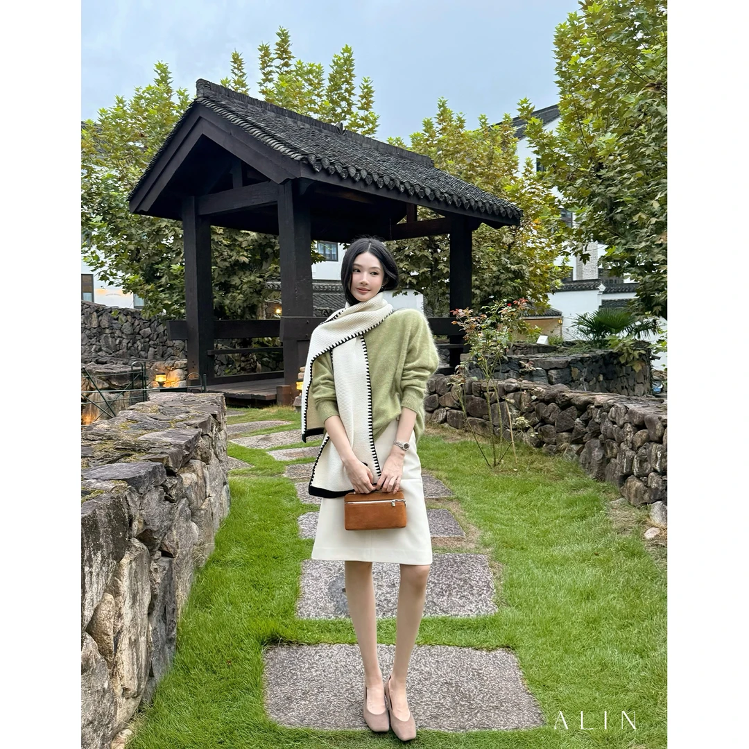 阿琳ALIN【苍山雪】秋季新款A字半裙高腰显瘦中长款皮裙AL5ISQ10