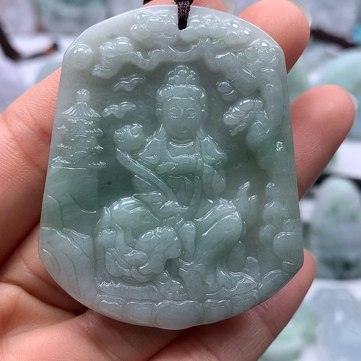 翡翠未镶嵌颈饰文殊菩萨福利