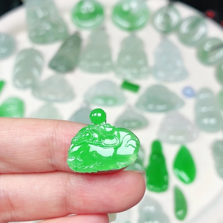 翡翠裸石缅甸天然A货翡翠