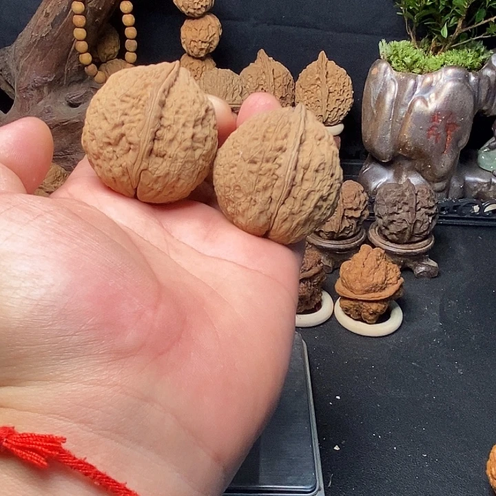 文玩核桃吊坠云南铁核桃1