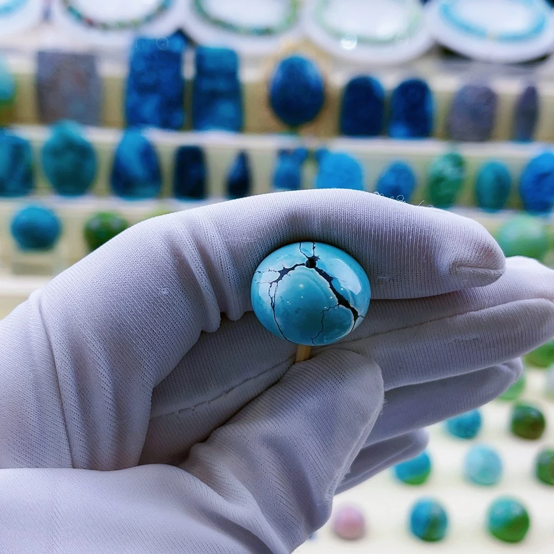 绿松石挂件未镶嵌瓷**隅