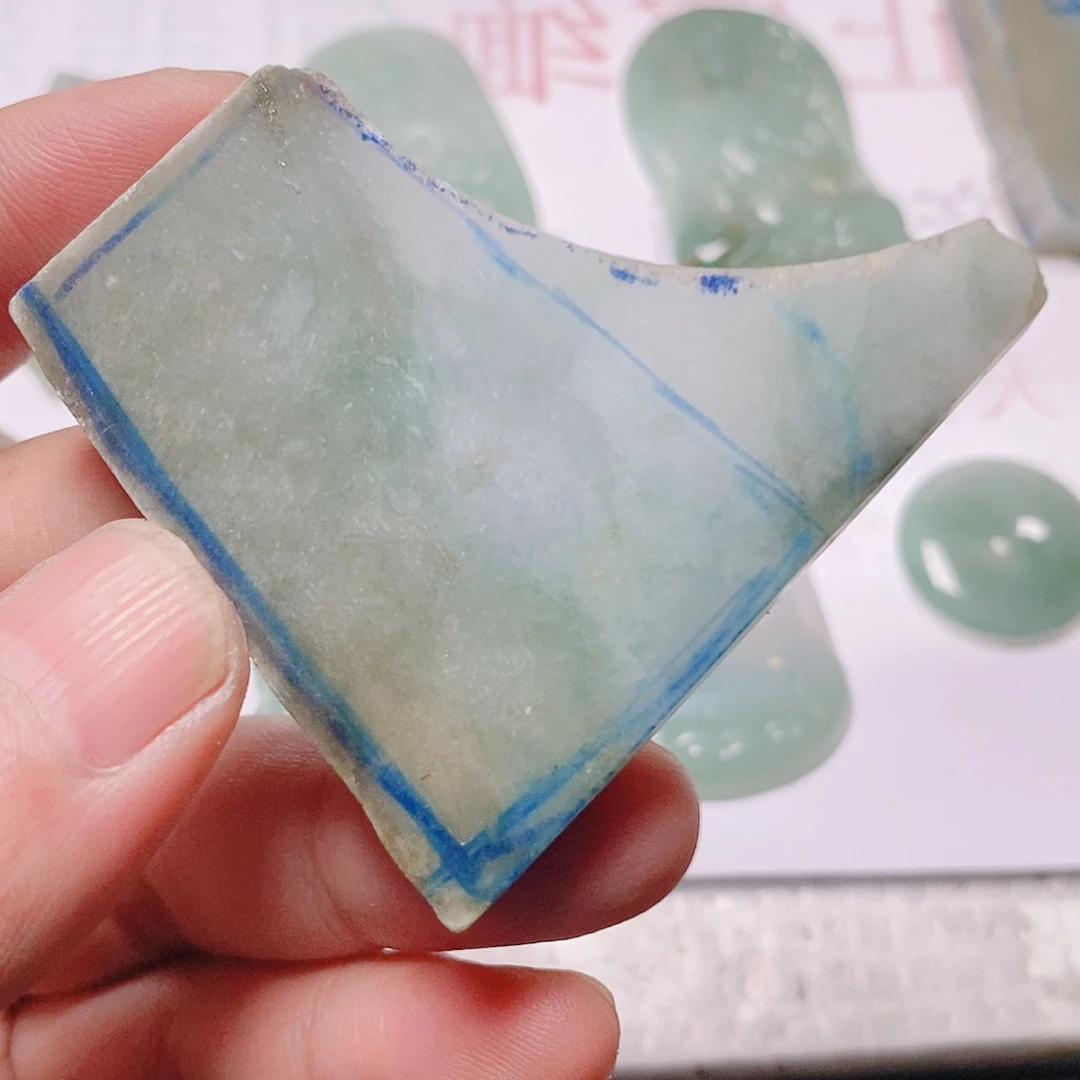 翡翠未镶嵌挂件翡翠