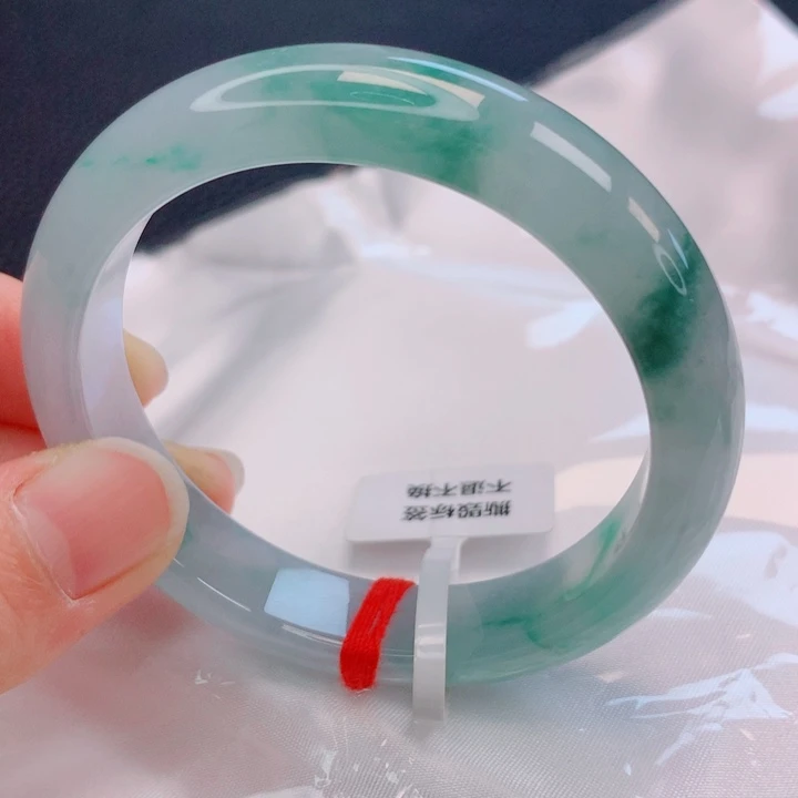 翡翠未镶嵌手镯54圈口