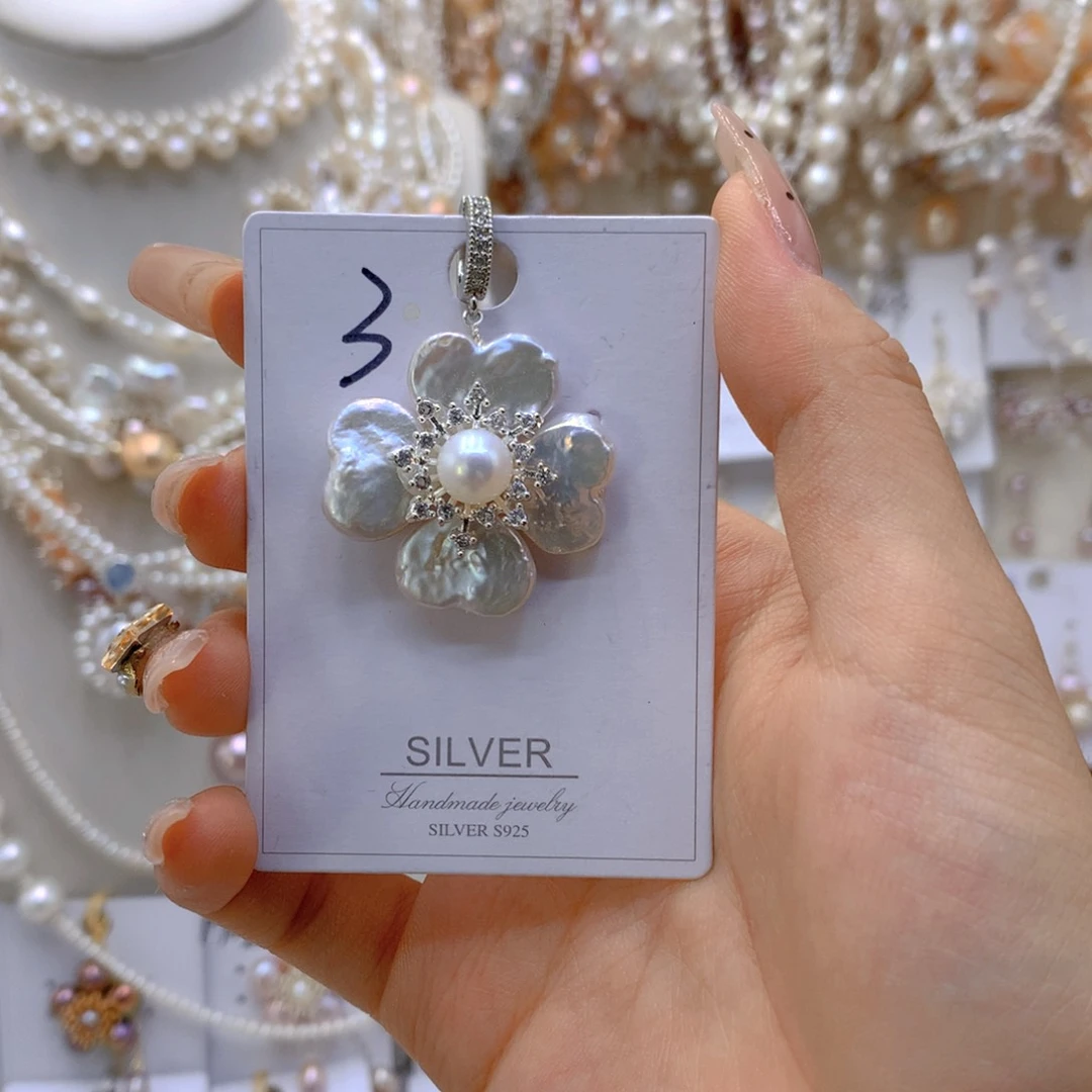 银S925镶嵌耳饰淡水珍珠