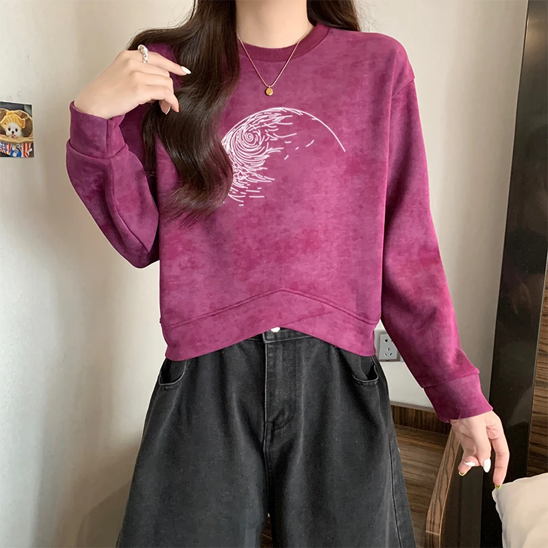 2025年新款秋冬卫衣女不规则美式复古宽松套头扎染设计感短款上衣