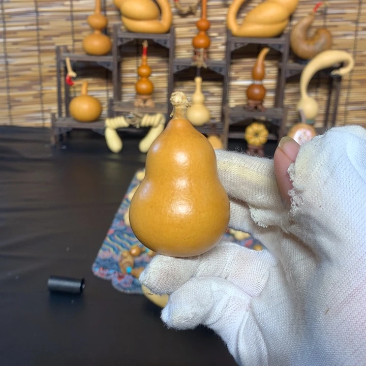 奶香小蛋糕也不错呢小面包