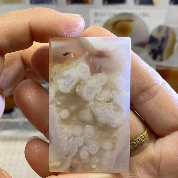 未镶嵌颈饰玛瑙/玉髓