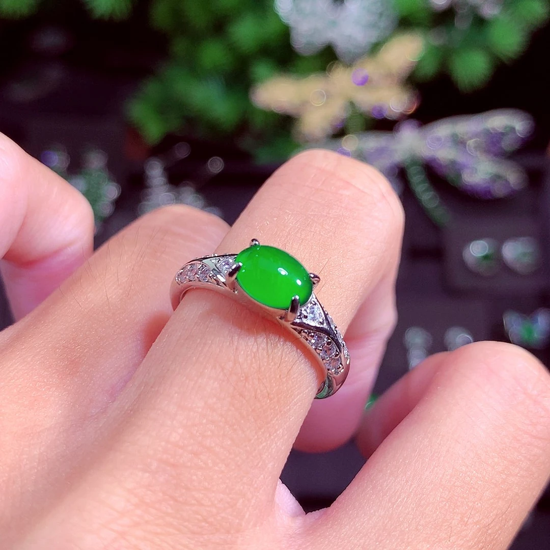 颈饰未镶嵌翡翠天然