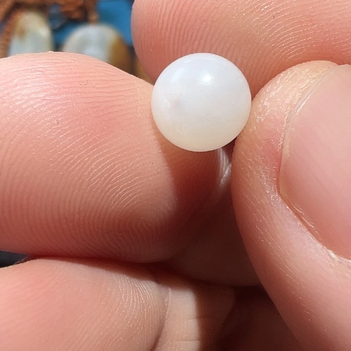 玉***宝和田玉未镶嵌吊坠(不含链)