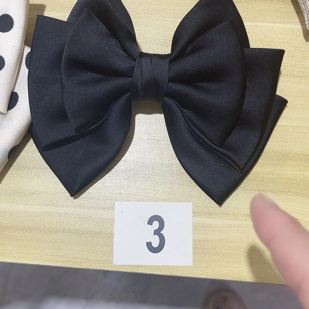 皮质铁合金蝴蝶发夹