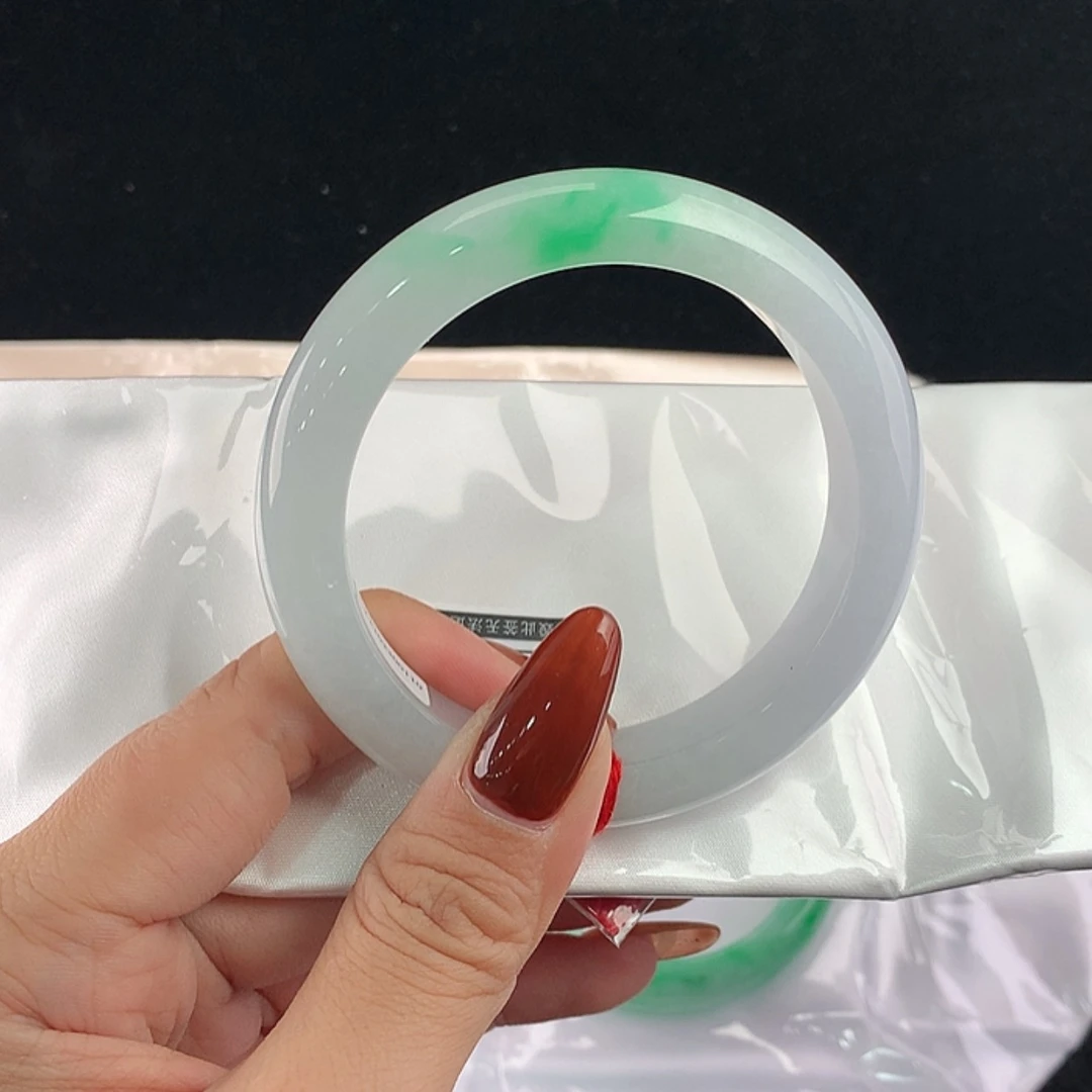【闪购商品】未镶嵌手镯翡翠正58