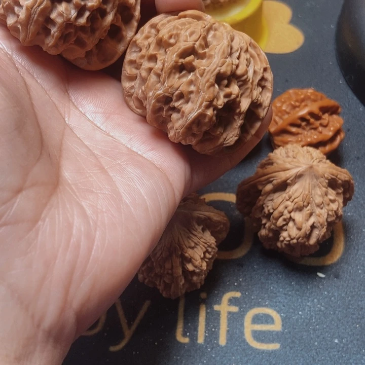 文玩核桃吊坠文玩82