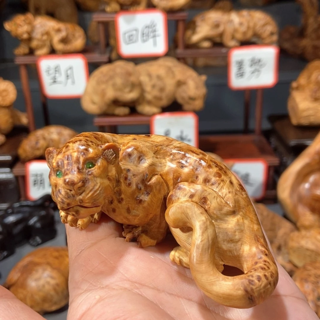 柏木（崖柏）木雕手工把件太行崖柏瘤疤料豹子