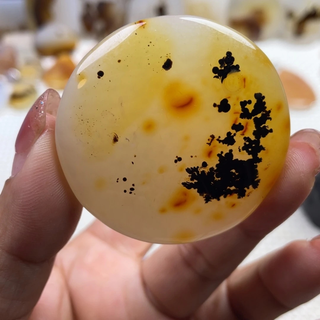 玛瑙/玉髓未镶嵌颈饰