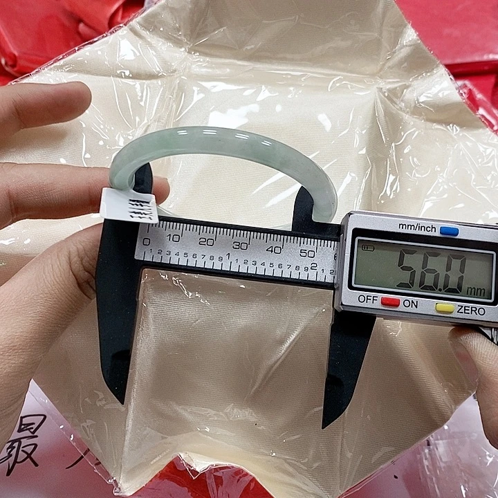 翡翠手镯未镶嵌43