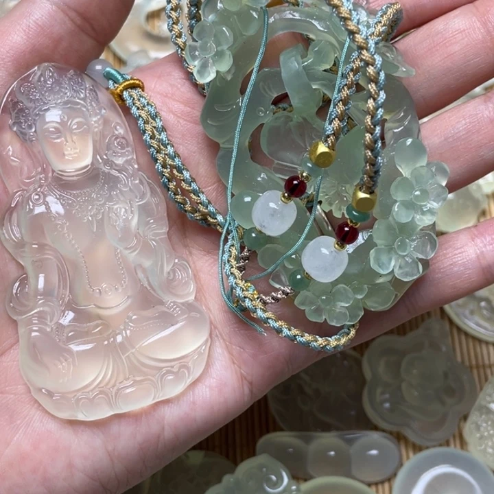 蛇纹石玉颈饰未镶嵌陌*颜