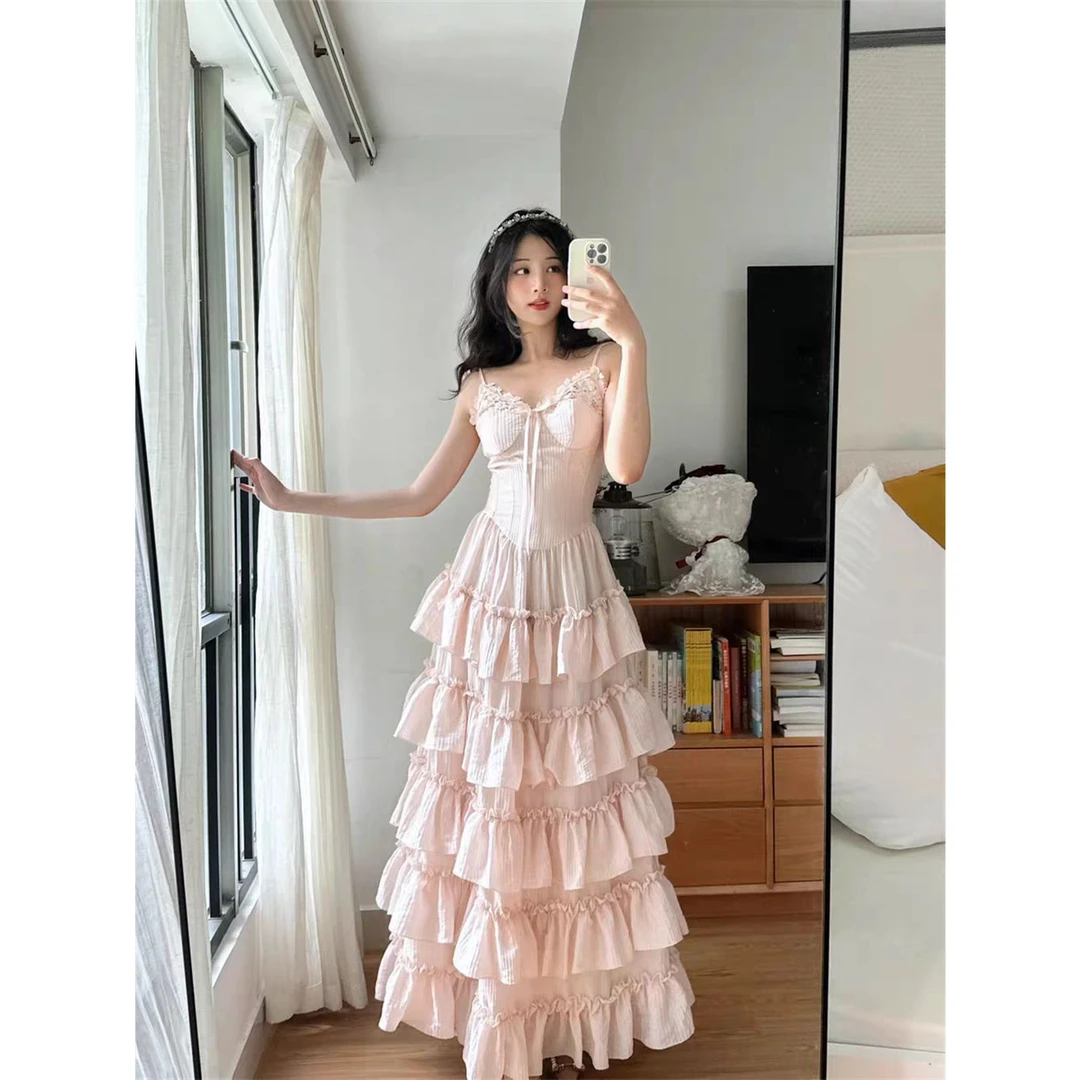 法式甜美风重工蕾丝拼接吊带连衣裙夏季新款气质收腰显瘦蛋糕裙女