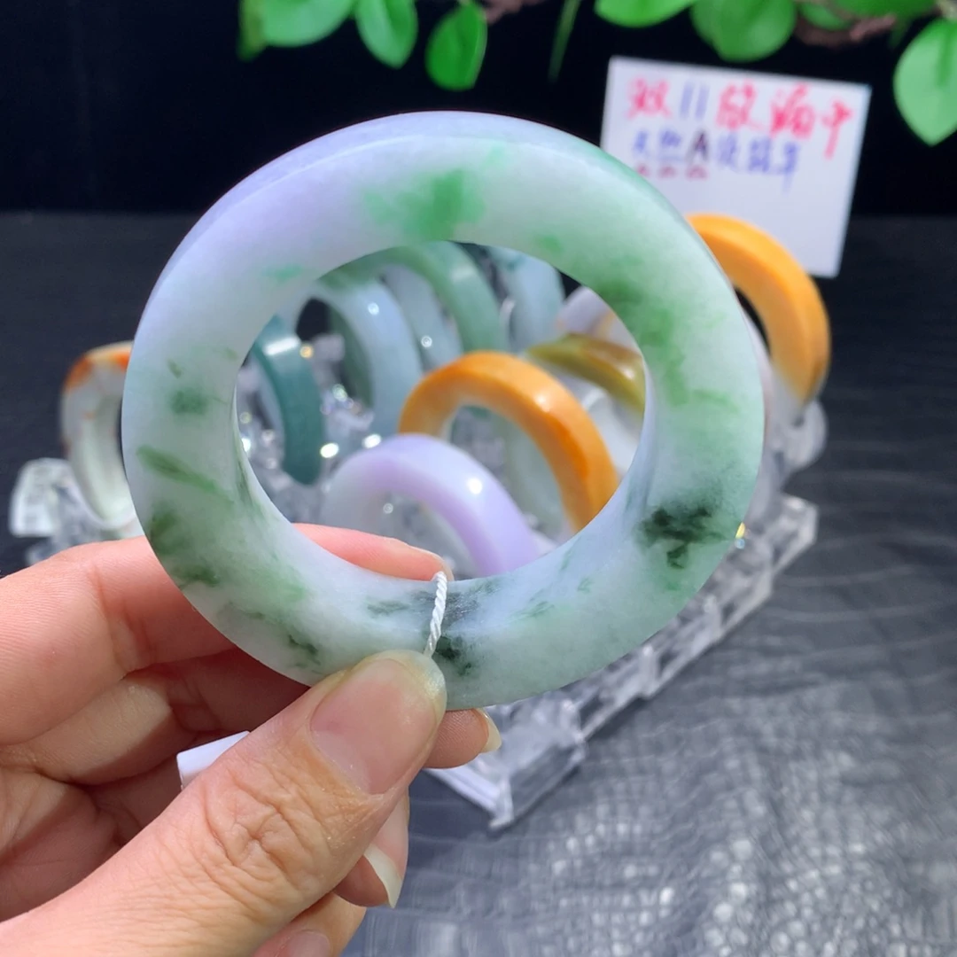定制翡翠未镶嵌手镯定制