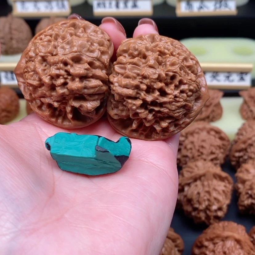 【闪购商品】文玩核桃吊坠昂**若官帽