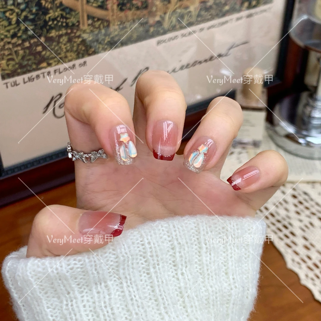 VeryMeet穿戴甲晕染法式新年过年战甲甜美少女大气款美甲贴L140