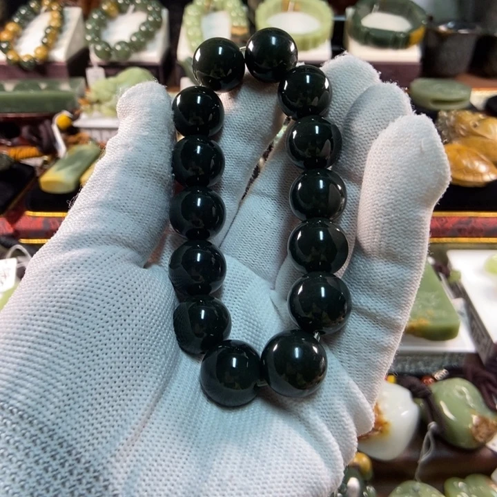 未镶嵌手串岫岩河磨玉（透闪石质玉）执*