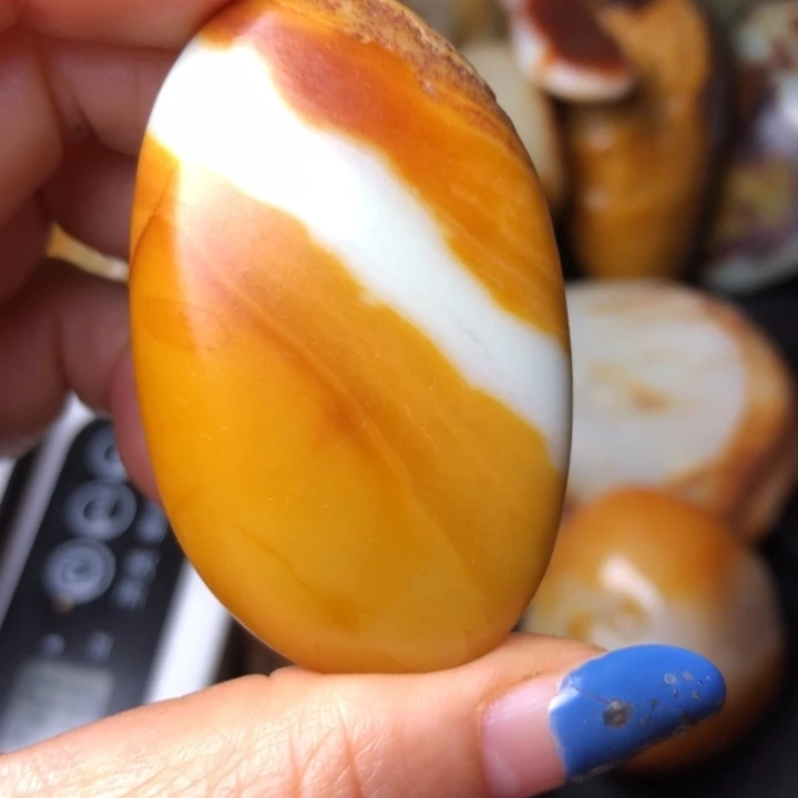 和田玉未镶嵌珠宝奇石