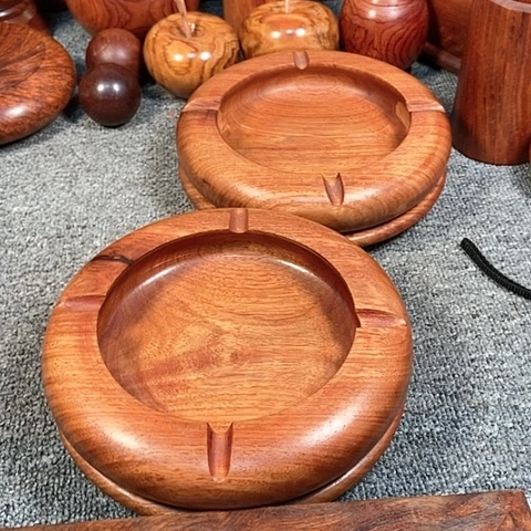 【闪购商品】木༺***方缅甸花梨烟灰缸