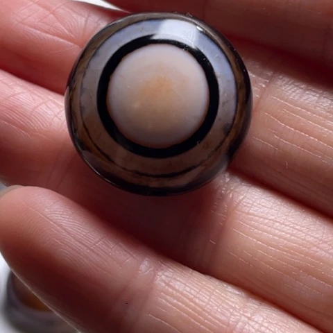 玛瑙吊坠未镶嵌万****成玛瑙板珠