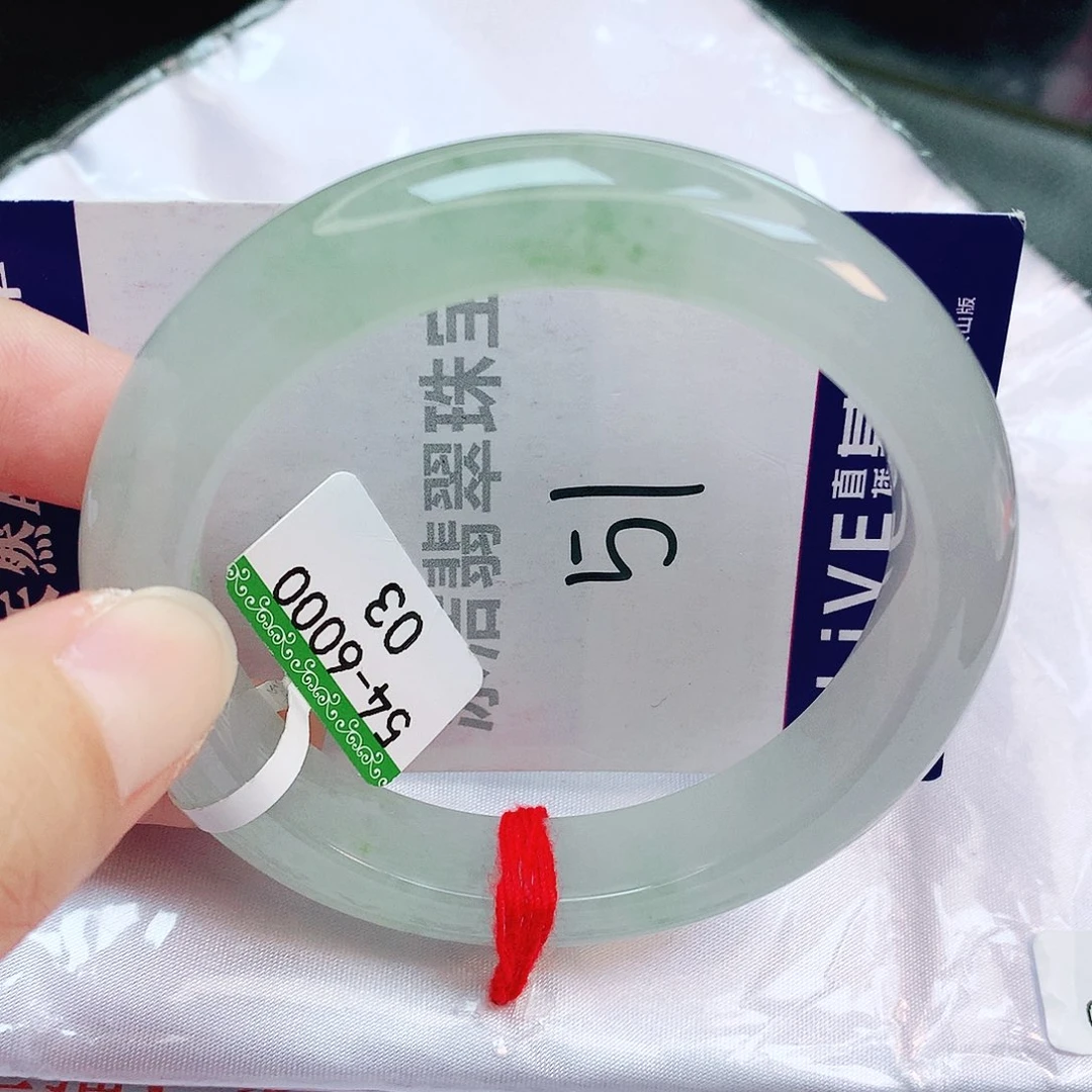 翡翠手镯未镶嵌缅甸天然A货翡翠手镯