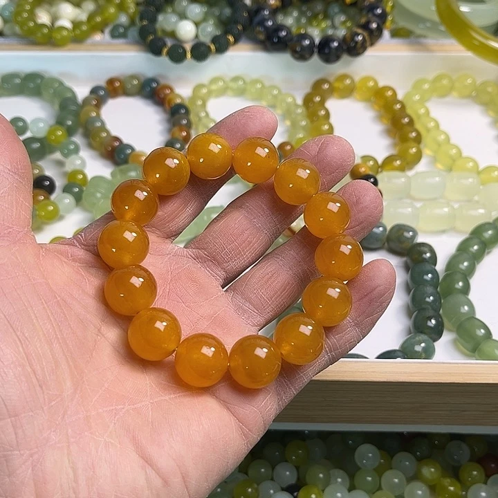 合金蛇纹石玉颈饰