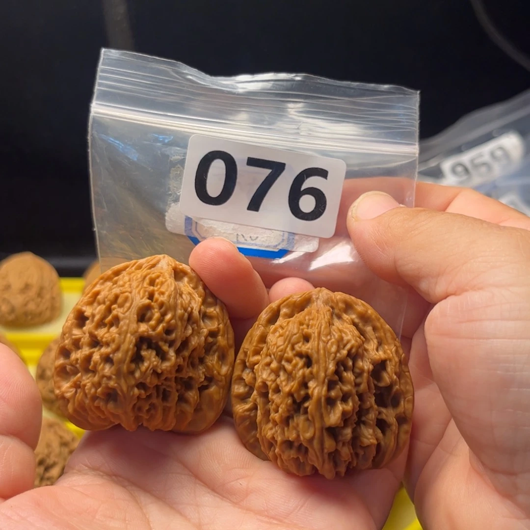 文玩核桃吊坠南疆高炮4.1